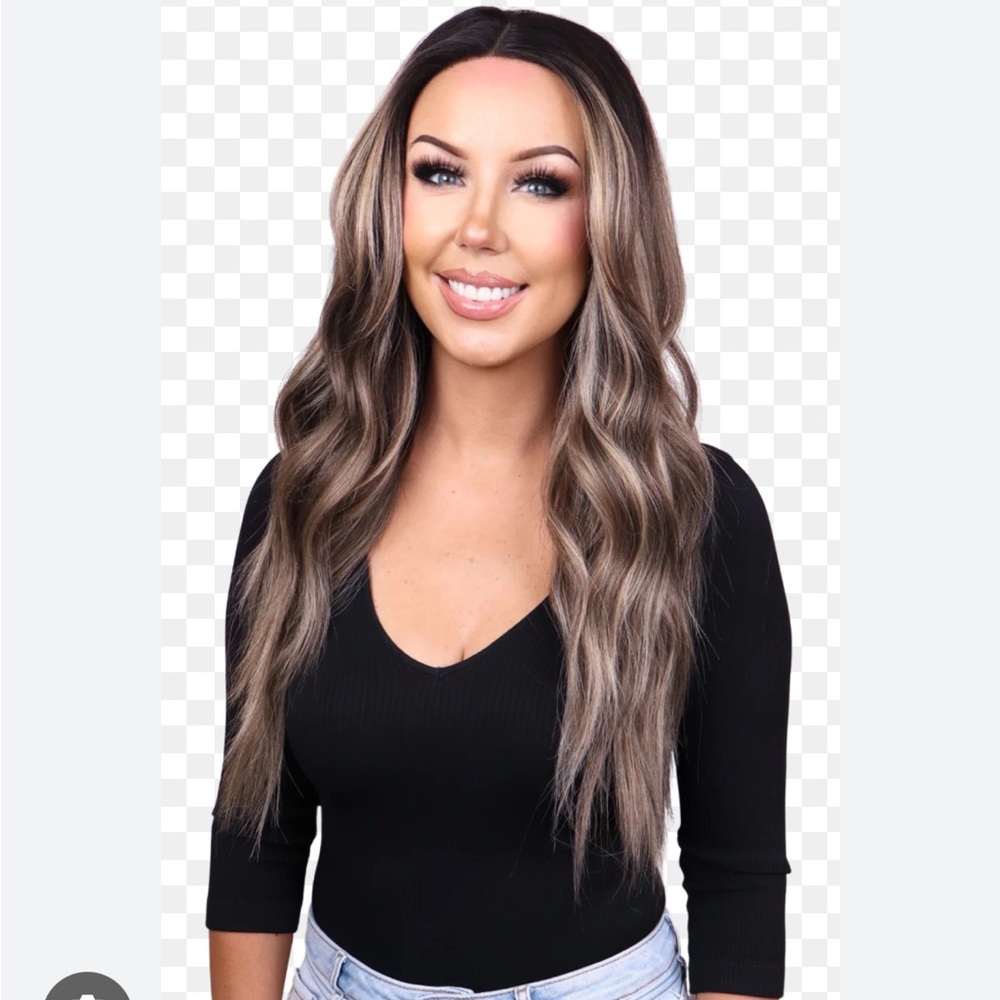 Chelsey Smith Crowns Pauleen in Cool Blend